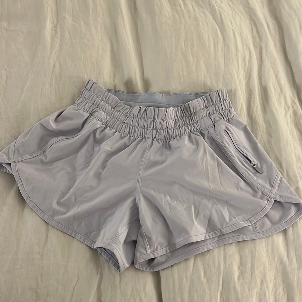 Lululemon tracker shorts light purple size 8